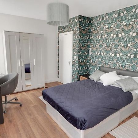 Comfy Double En-Suite Room In Barking Barking  Ngoại thất bức ảnh