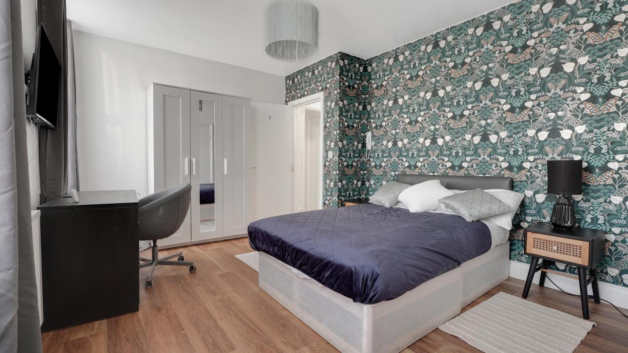 Comfy Double En-Suite Room In Barking Barking  Ngoại thất bức ảnh